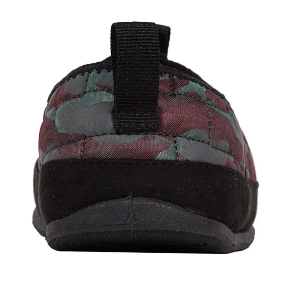 Deer Stags Lil Yuma Slippers Kids 12 Red Camo Quilted Round Toe Slip On JOBB1698